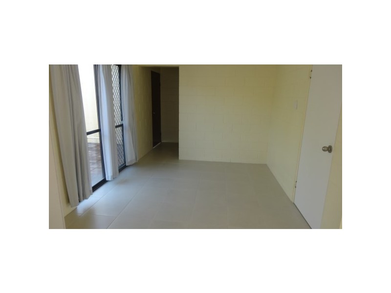 4/33 Ninth Avenue, Railway Estate QLD 4810