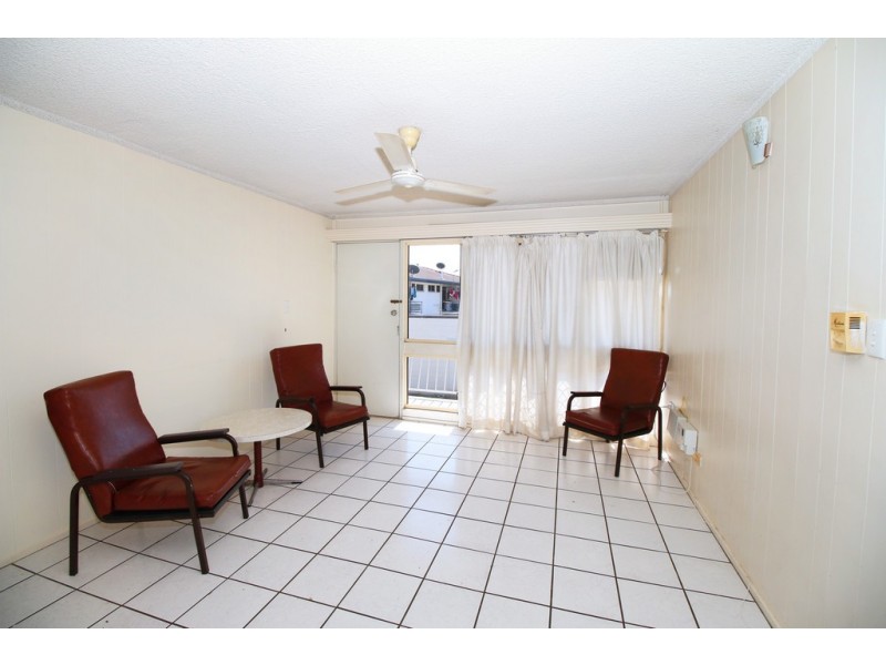 4/6 Albert Street, Cranbrook QLD 4814