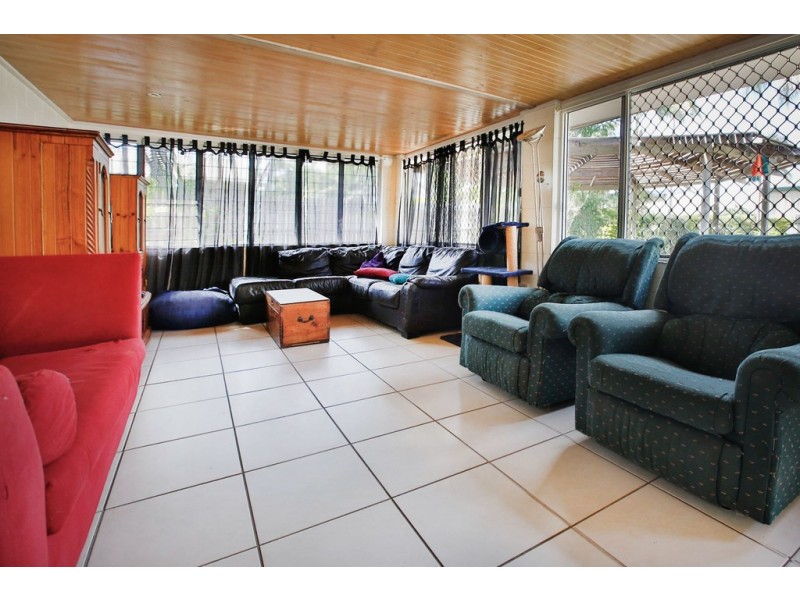 30 Colchester Crescent, Kirwan QLD 4817