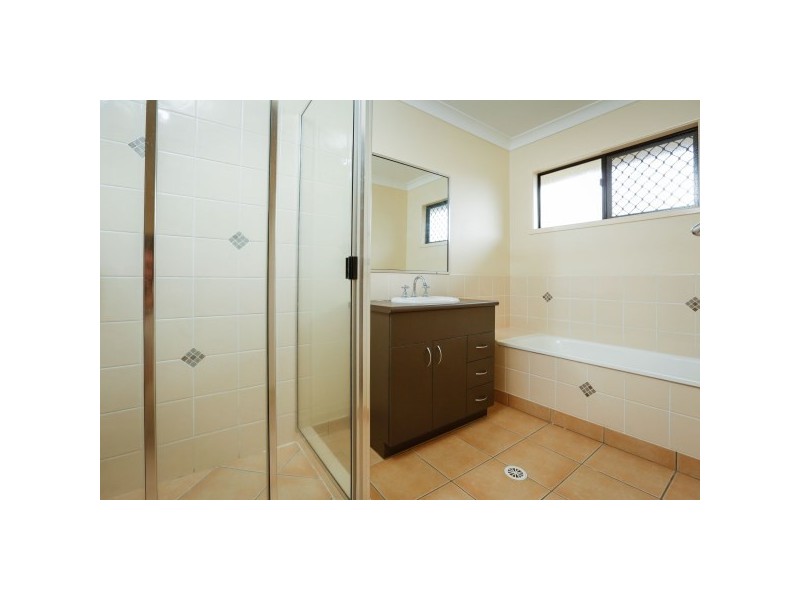 10 Biddulp Court, Kirwan QLD 4817