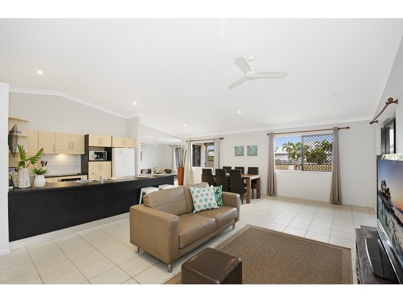 97 Woodwark Drive, Bushland Beach QLD 4818