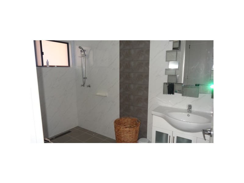 18 Albatross Court, Kirwan QLD 4817