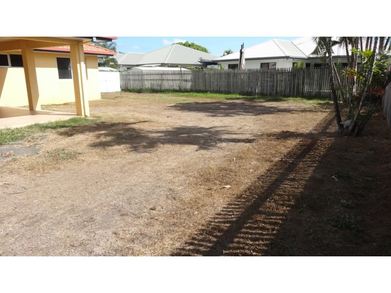 29 Pacific Avenue, Bushland Beach QLD 4818