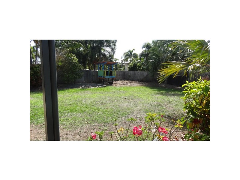 35 Bokirana Crescent, Kirwan QLD 4817