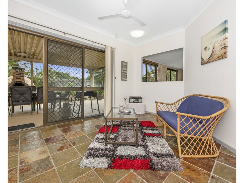 4 Winchester Court, Kirwan QLD 4817