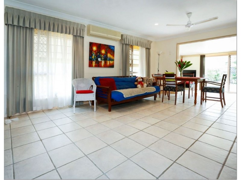 16 Alpina Place, Kirwan QLD 4817