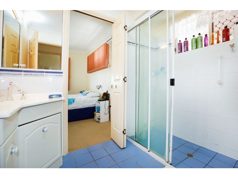 16 Alpina Place, Kirwan QLD 4817