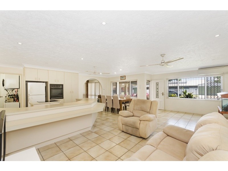 8 West Street, Aitkenvale QLD 4814