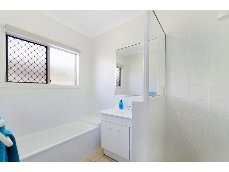 21 Milgate Crescent, Kirwan QLD 4817