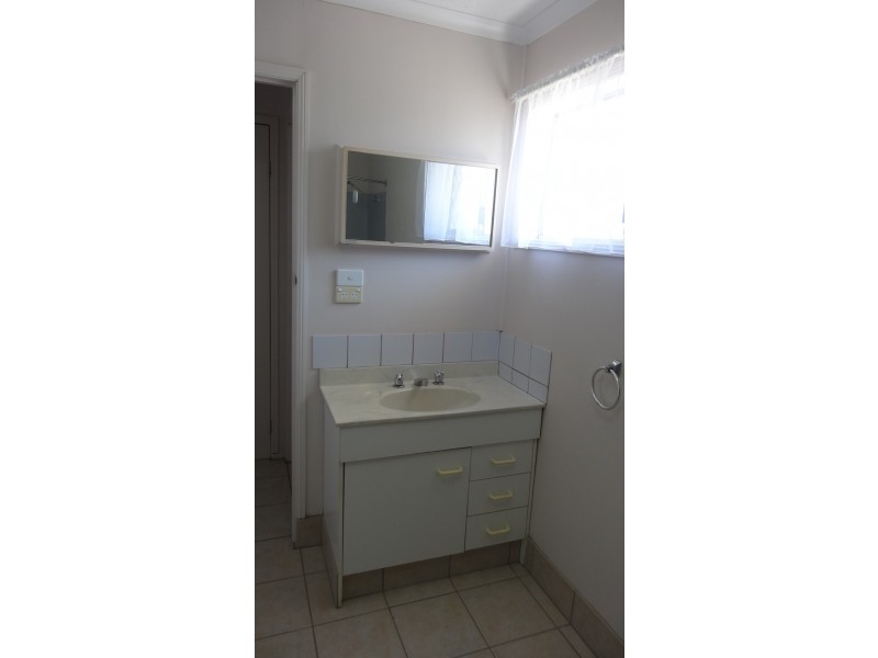 3 Judith Street, Kelso QLD 4815