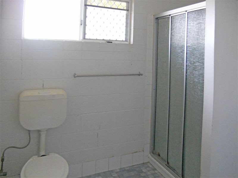 2/8 San Vito Crescent, Rasmussen QLD 4815