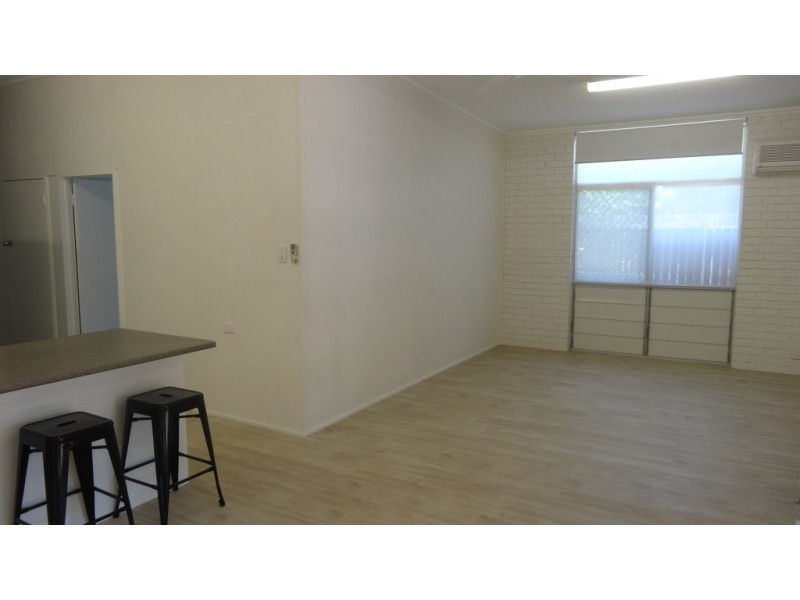 2/12 Kepler Street, Wulguru QLD 4811