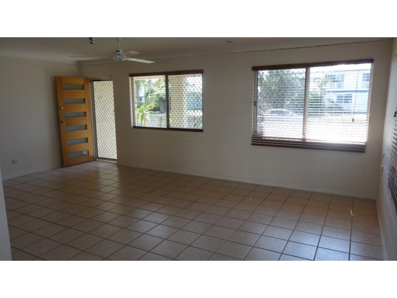 6 Prairie Street, Kirwan QLD 4817