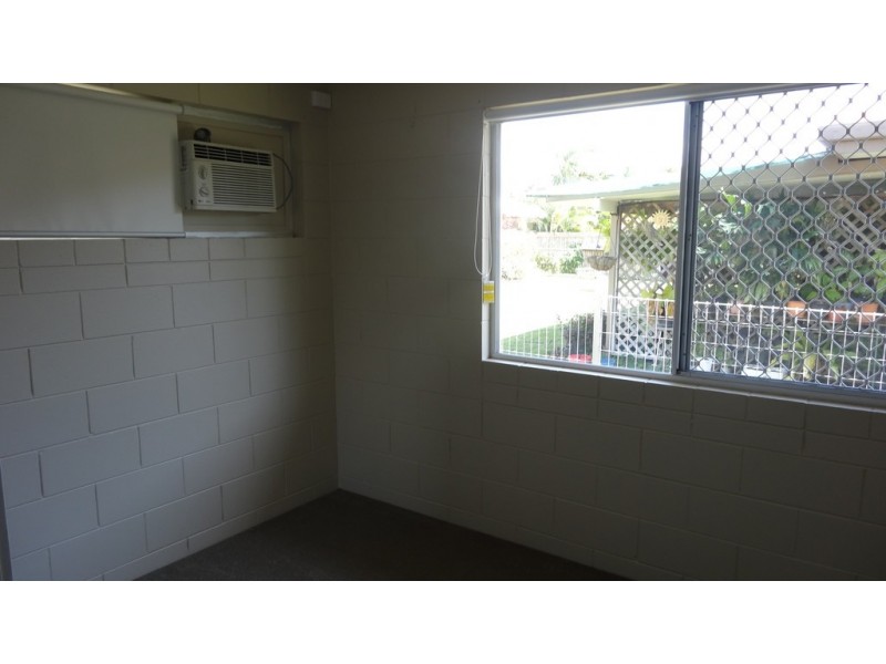 6 Prairie Street, Kirwan QLD 4817