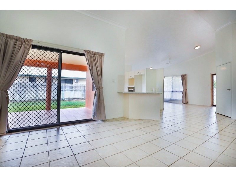 57 Bamboo Crescent, Mount Louisa QLD 4814