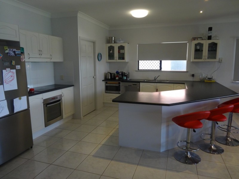 16 Bel Air Avenue, Kirwan QLD 4817