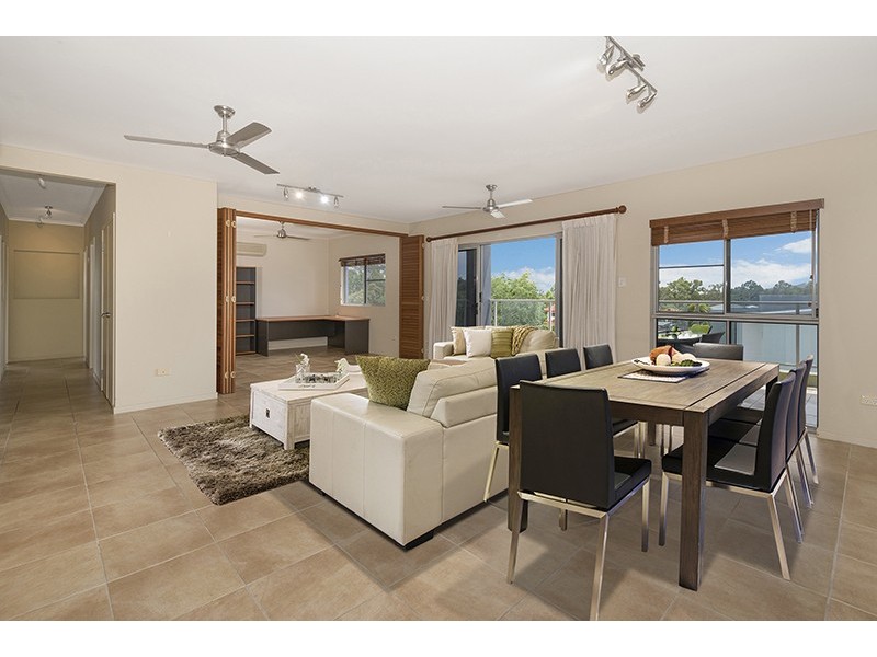 7/237-239 Riverside Boulevard, Douglas QLD 4814