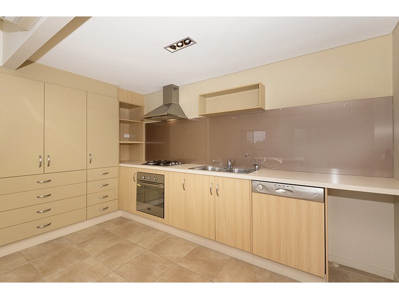 7/237-239 Riverside Boulevard, Douglas QLD 4814