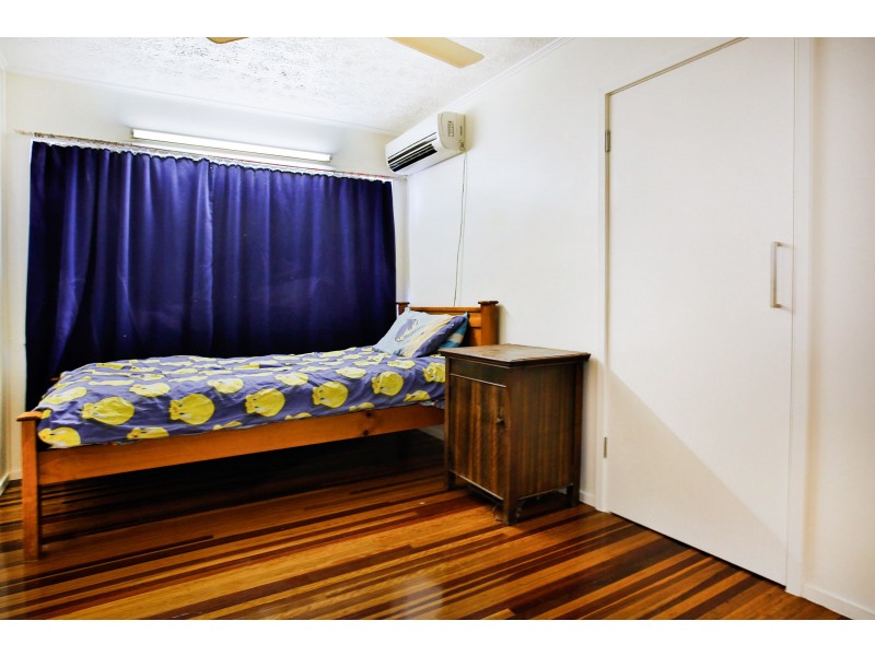 35 Crocker Street, Kirwan QLD 4817