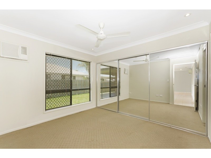 7 Eton Court, Burdell QLD 4818