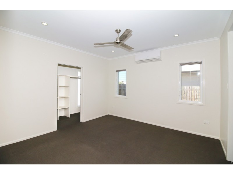 32 Brush Cherry Street, Mount Low QLD 4818