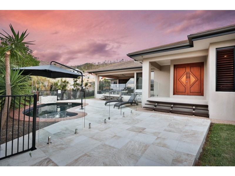 49 Timbury Way, Mount Louisa QLD 4814