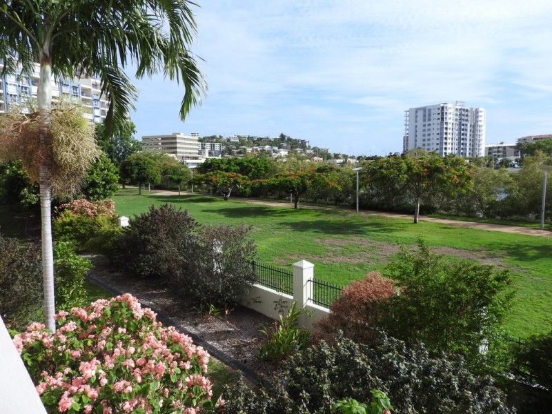 16 11-17 Stanley Street, Townsville City QLD 4810