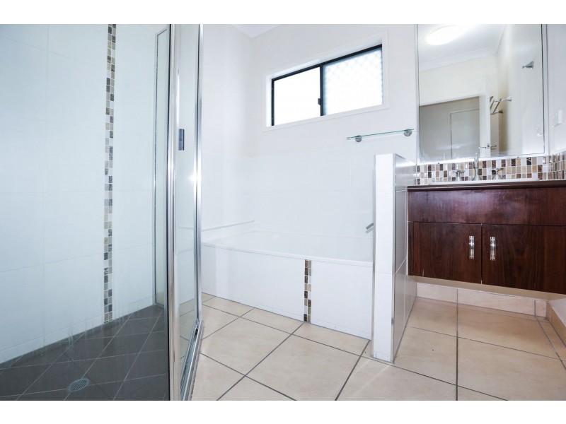 42 Scrubwren Circuit, Bohle Plains QLD 4817