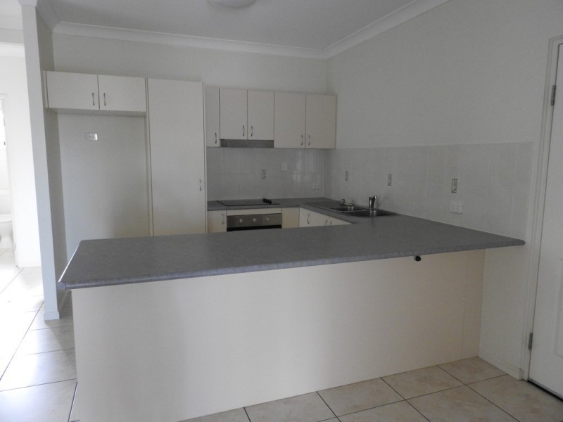 2/30 Derby Street, Pimlico QLD 4812