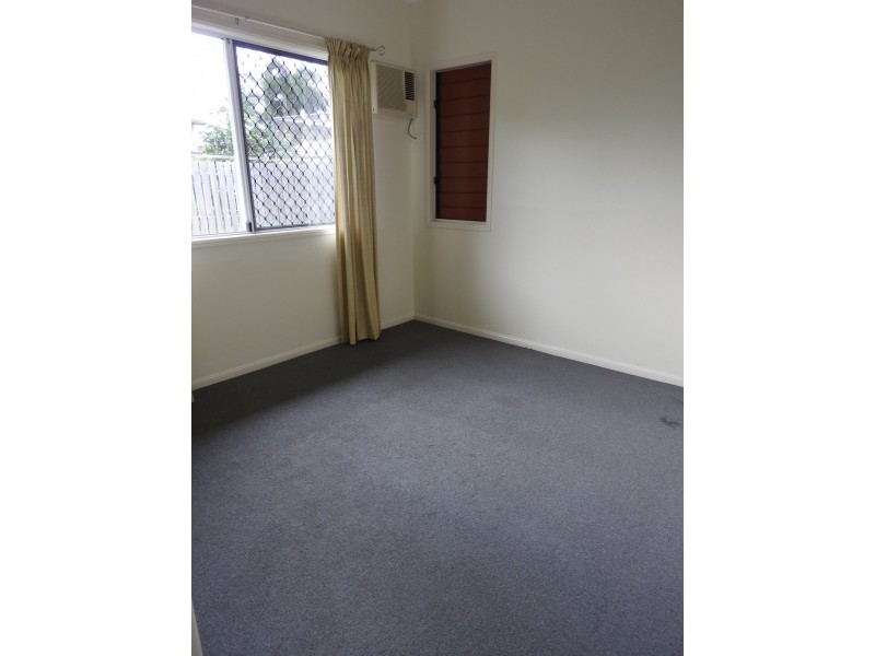 2/30 Derby Street, Pimlico QLD 4812