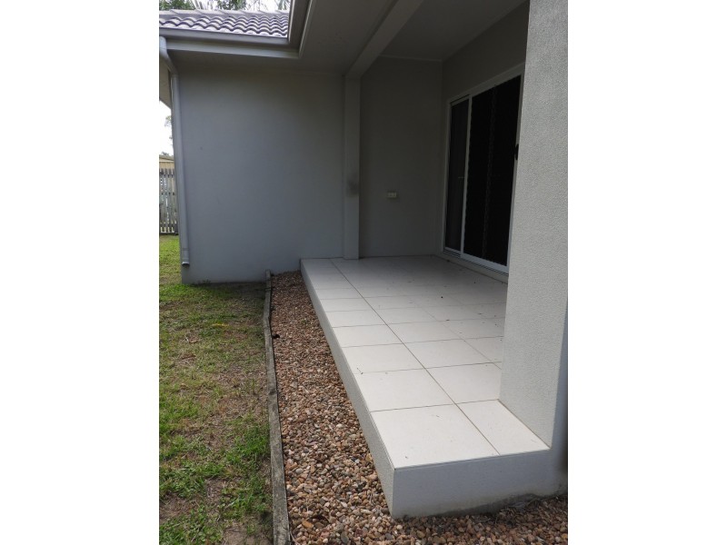 2/30 Derby Street, Pimlico QLD 4812