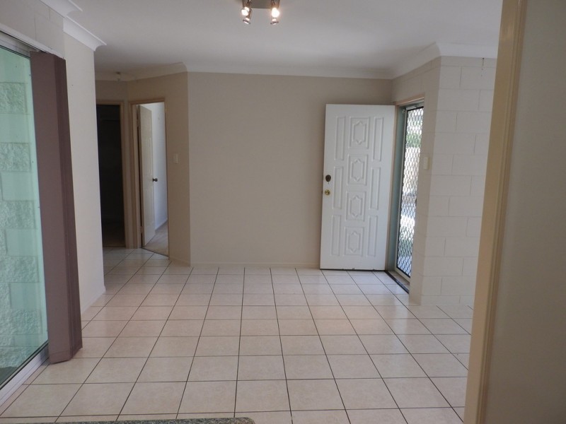 8 Chester Court, Kelso QLD 4815