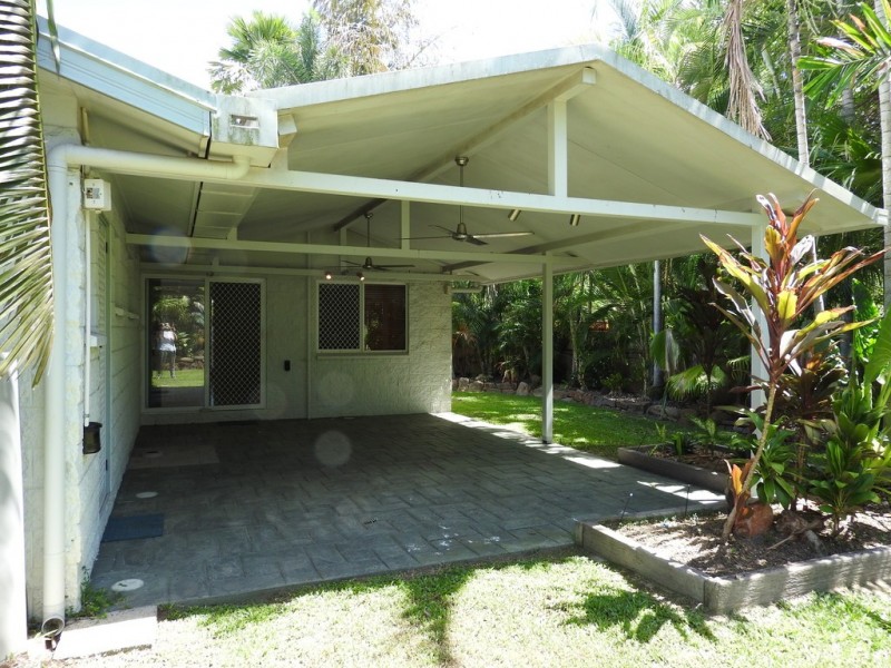 8 Chester Court, Kelso QLD 4815