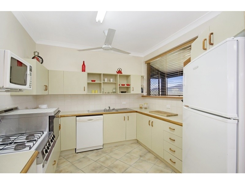 840 Flinders Highway, Oak Valley QLD 4811