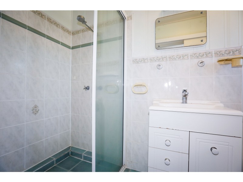 27 Alpha Street, Kirwan QLD 4817