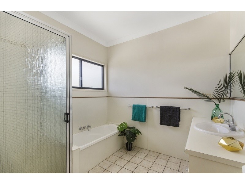 108 Albany Road, Currajong QLD 4812