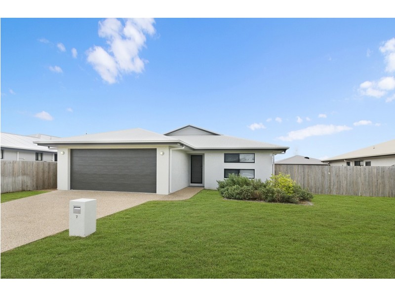 7 Lanikai Place, Mount Low QLD 4818