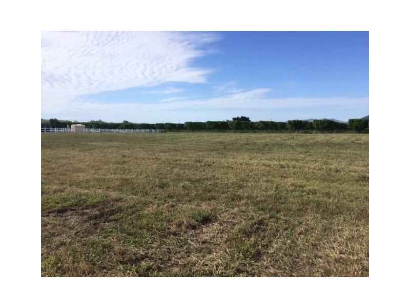 Lot 12, 1-5 Colwell Court, Alligator Creek QLD 4816
