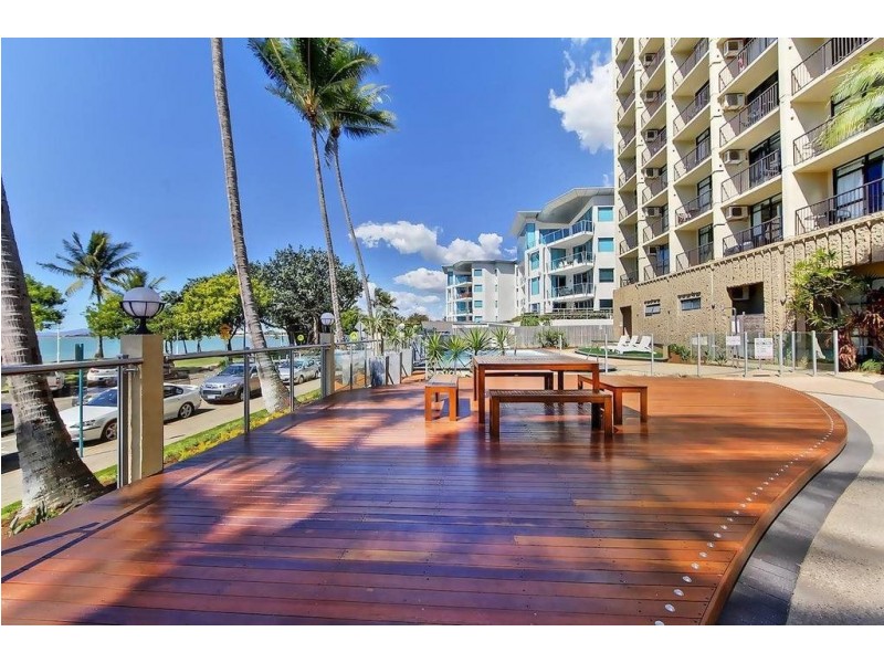 1302/75-77 The Strand, North Ward QLD 4810