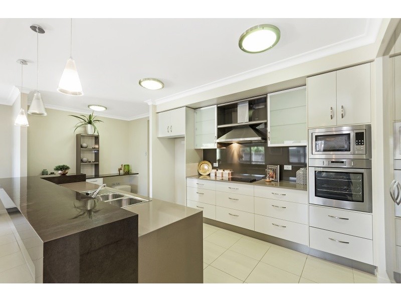 13 Kahana Avenue, Burdell QLD 4818