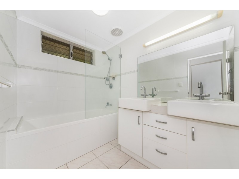 19 Garden Grove Crescent, Kirwan QLD 4817