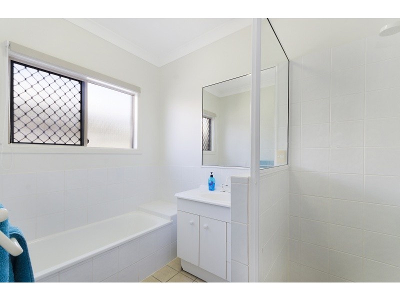 21 Milgate Crescent, Kirwan QLD 4817