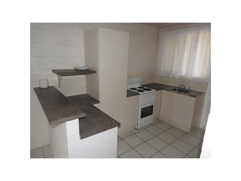 2/14 Shelton St, Kirwan QLD 4817