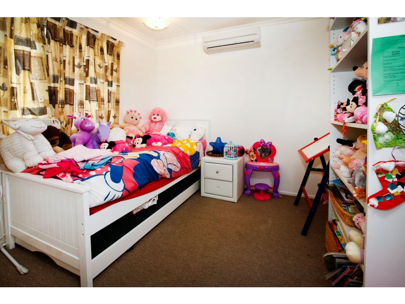 15 Naples Court, Kelso QLD 4815