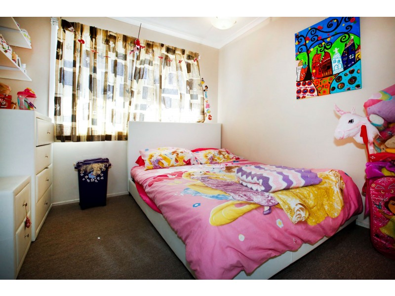 15 Naples Court, Kelso QLD 4815