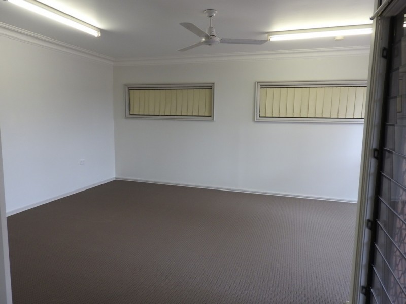 147 Thuringowa Drive, Kirwan QLD 4817