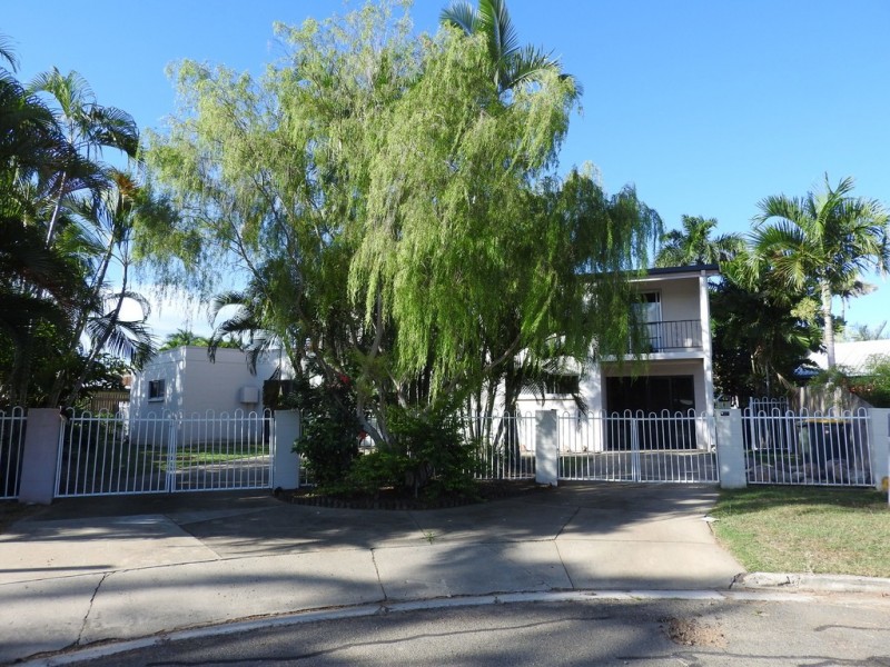 8 Childers Court, Kirwan QLD 4817