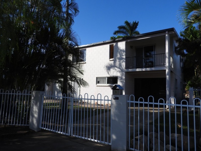 8 Childers Court, Kirwan QLD 4817