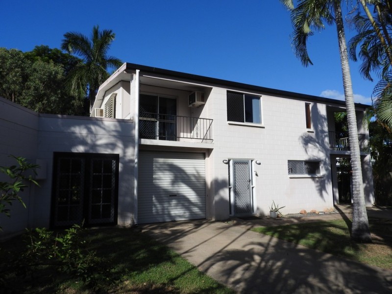 8 Childers Court, Kirwan QLD 4817