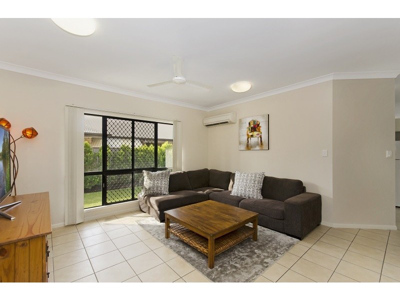 37 Aquatic Place, Idalia QLD 4811